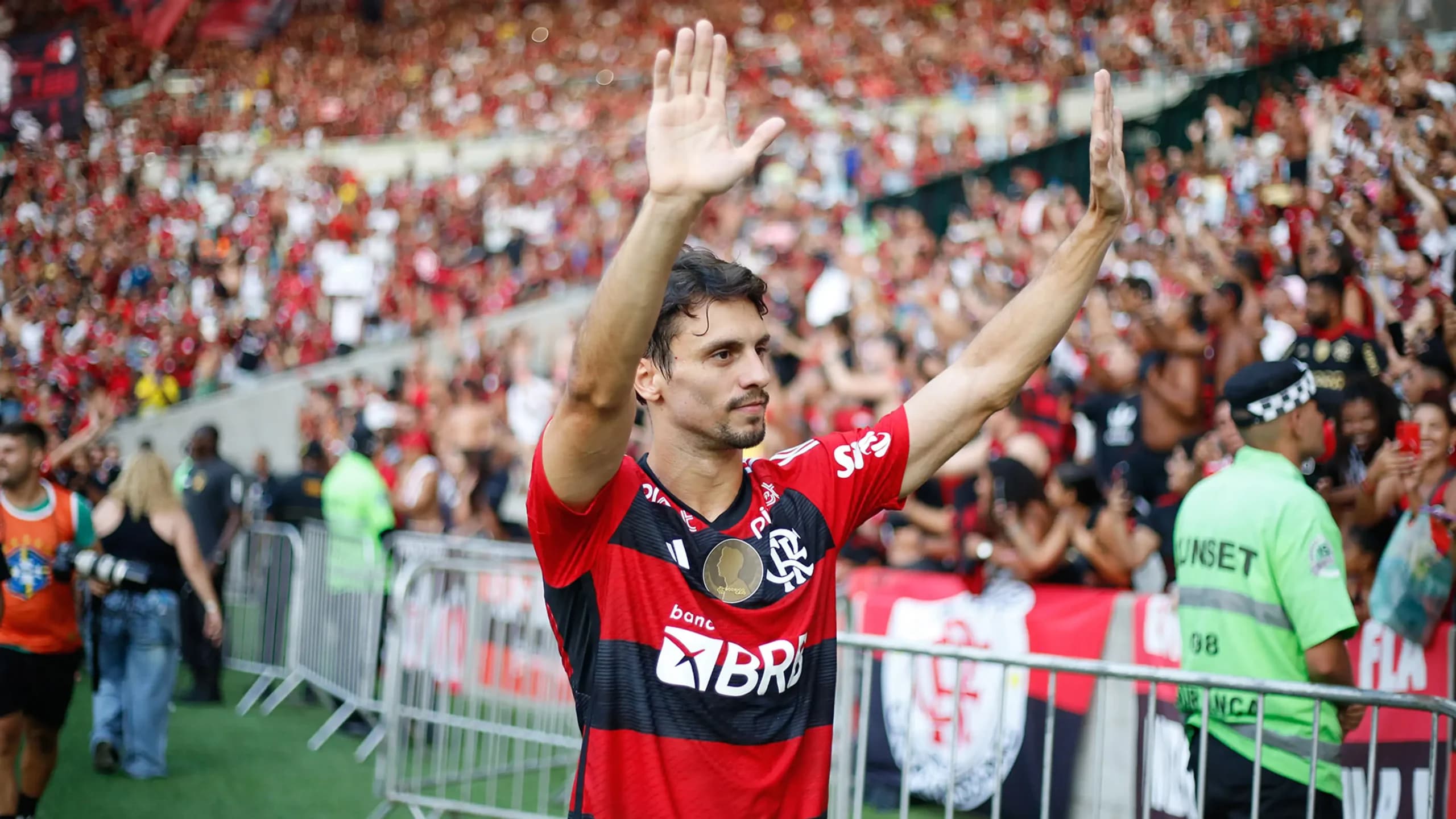 Rodrigo Caio avalia aposentadoria aos 30 anos